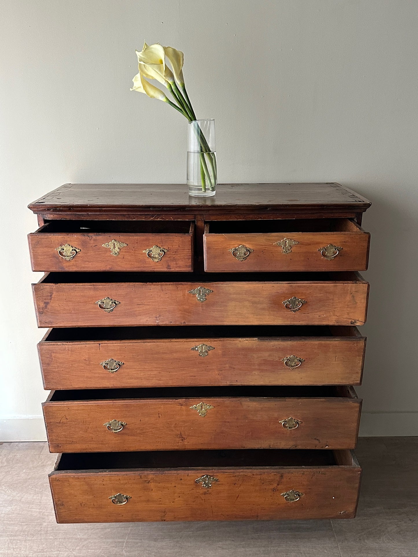 Pine William and Mary dresser