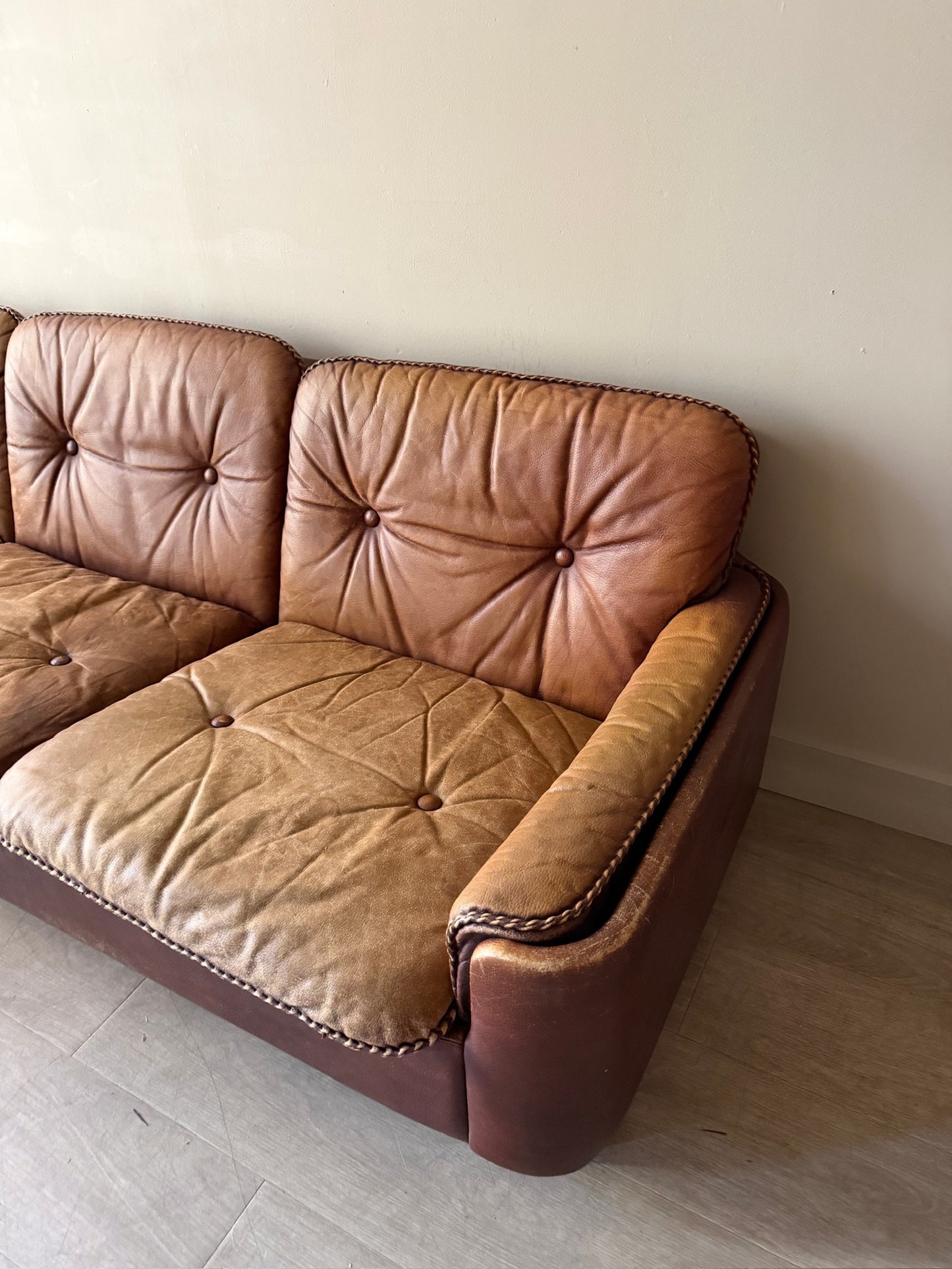 Sigurd Ressell leather sofa