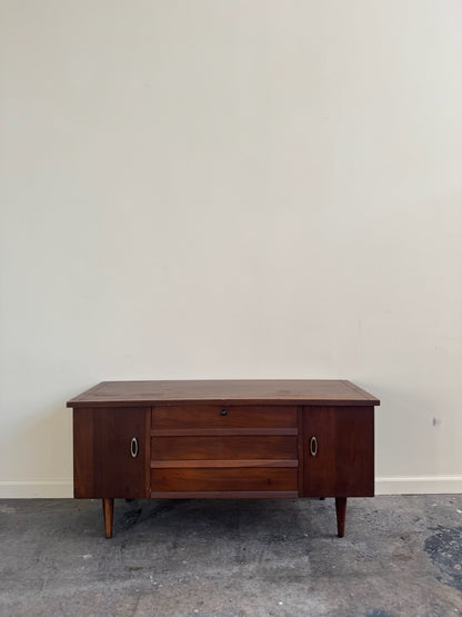 Lane walnut cedar-lined chest