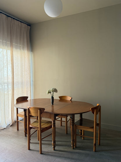 Maple drop leaf gate leg dining table with leaves