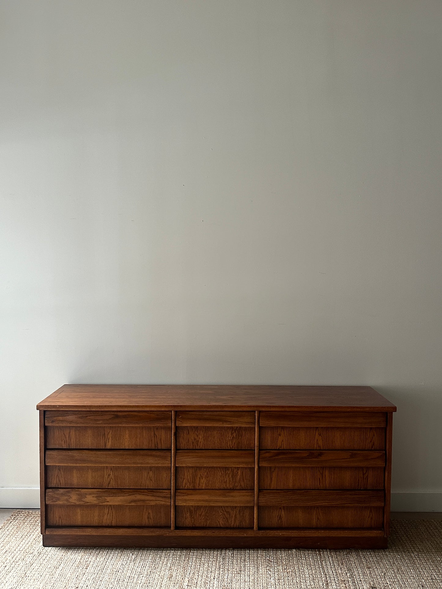 Oak 9 drawer dresser