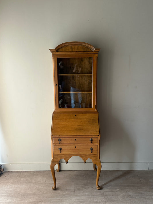 Oak secretary hutch