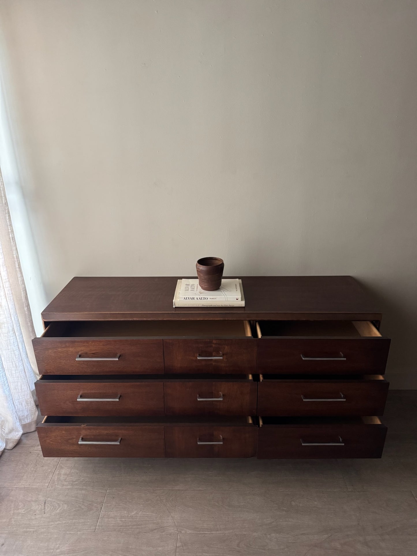 Lane walnut 6 drawer dresser