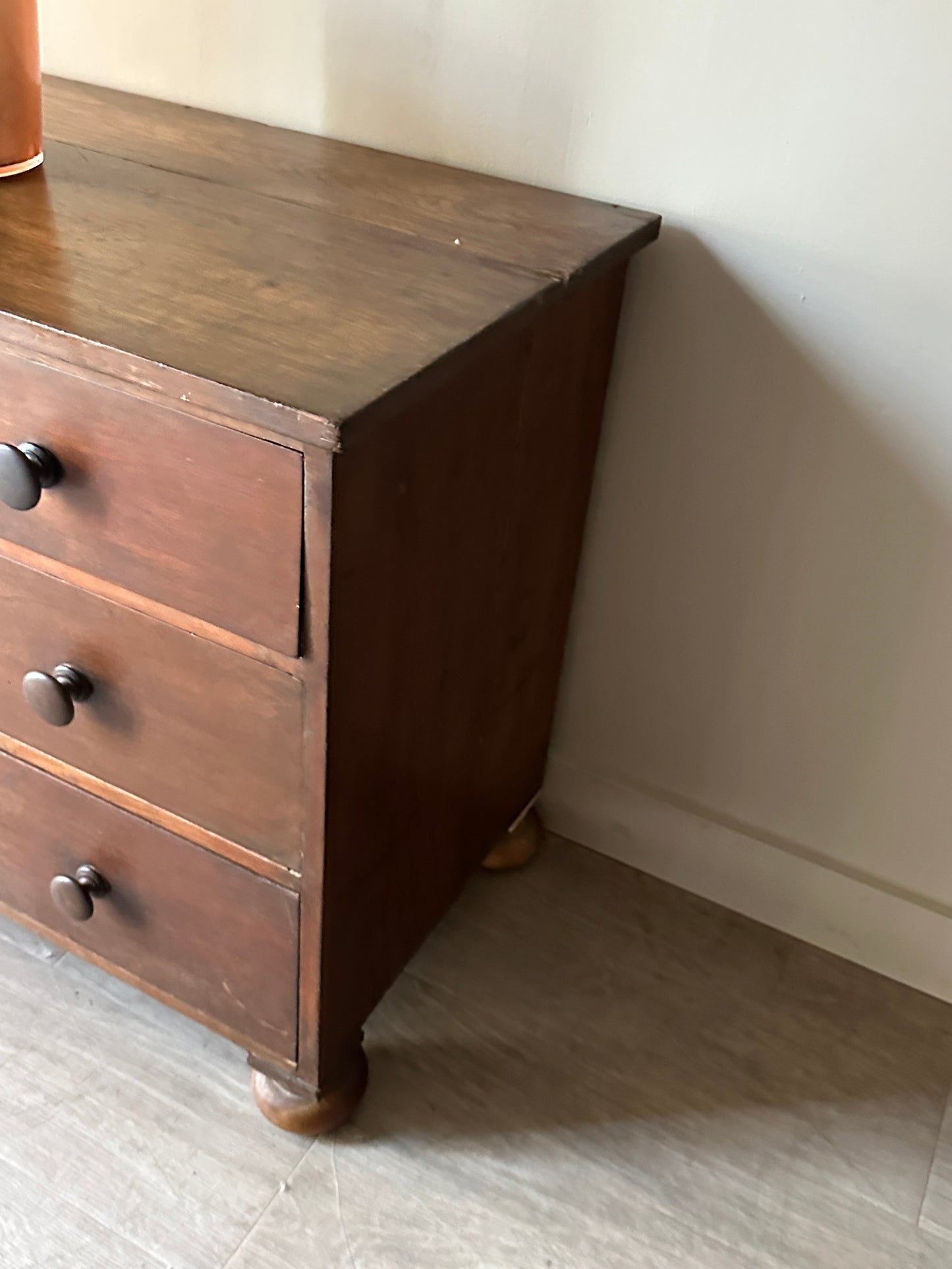 Pine ball foot dresser