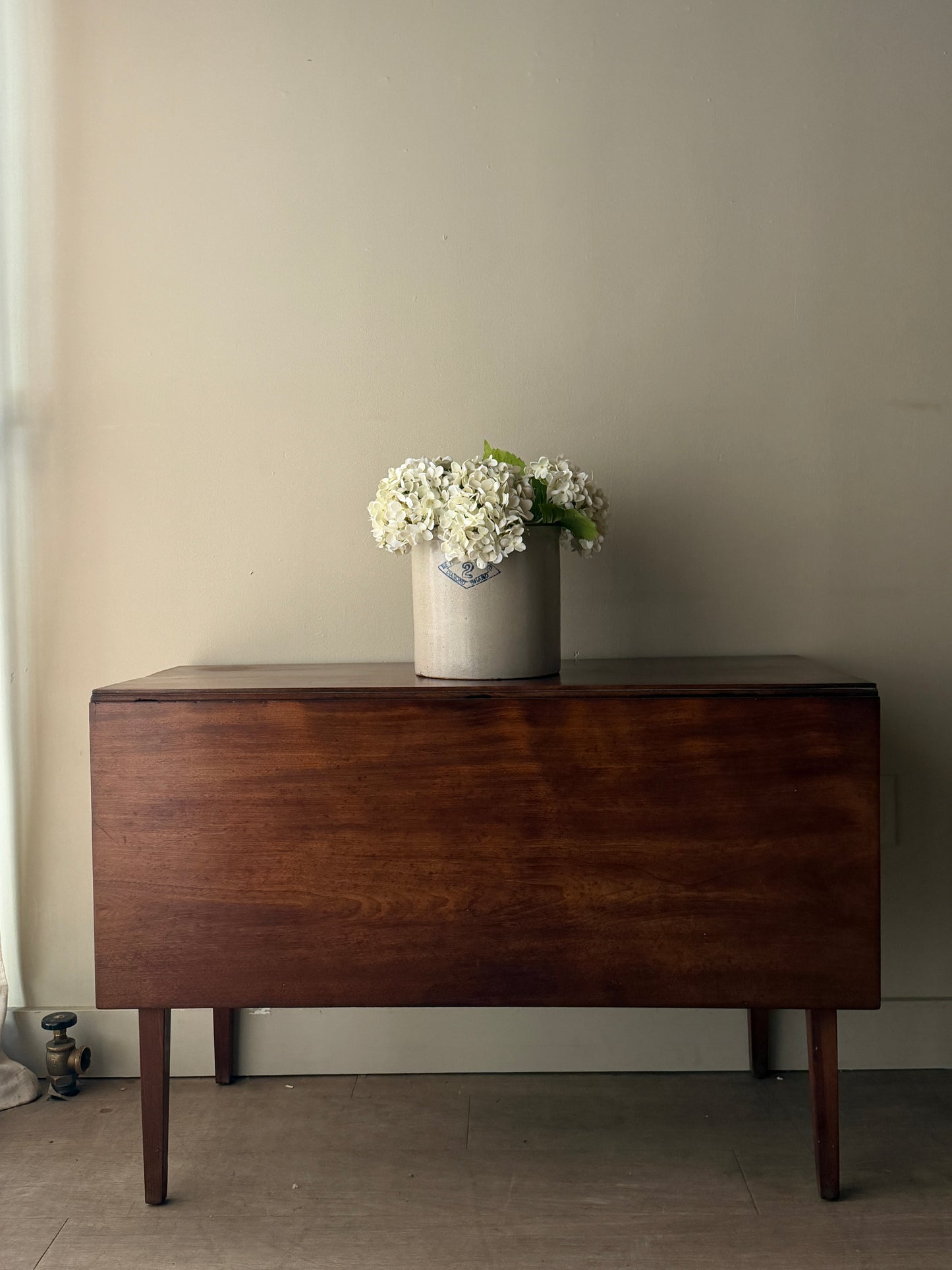 Pine drop leaf table