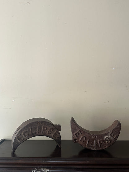 Crescent windmill weights