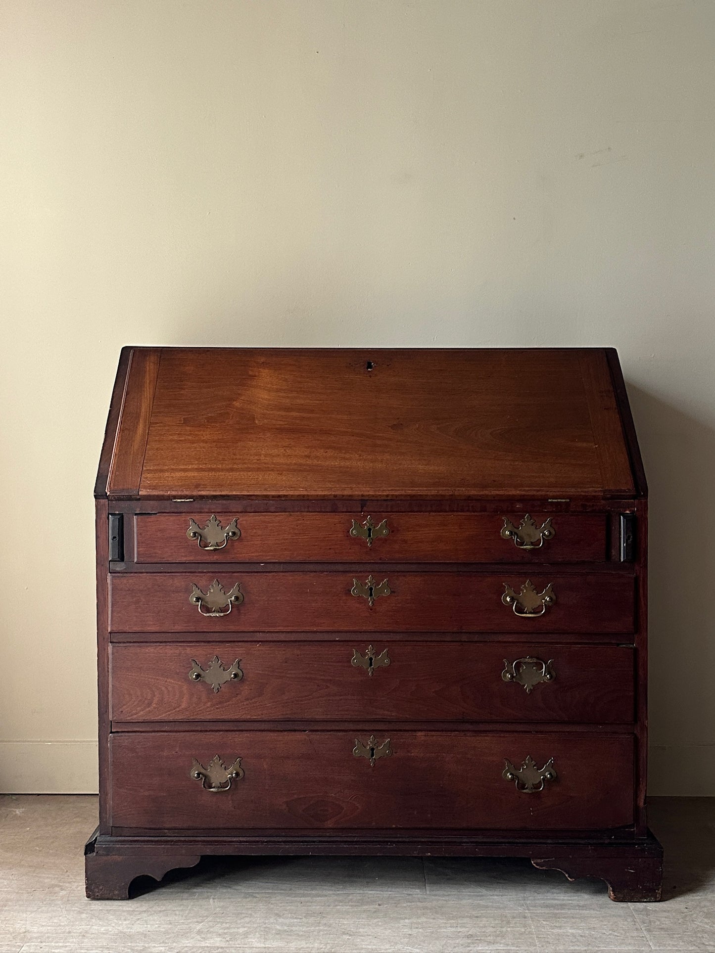 Pine secretary dresser