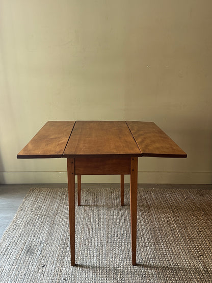 Pine drop leaf