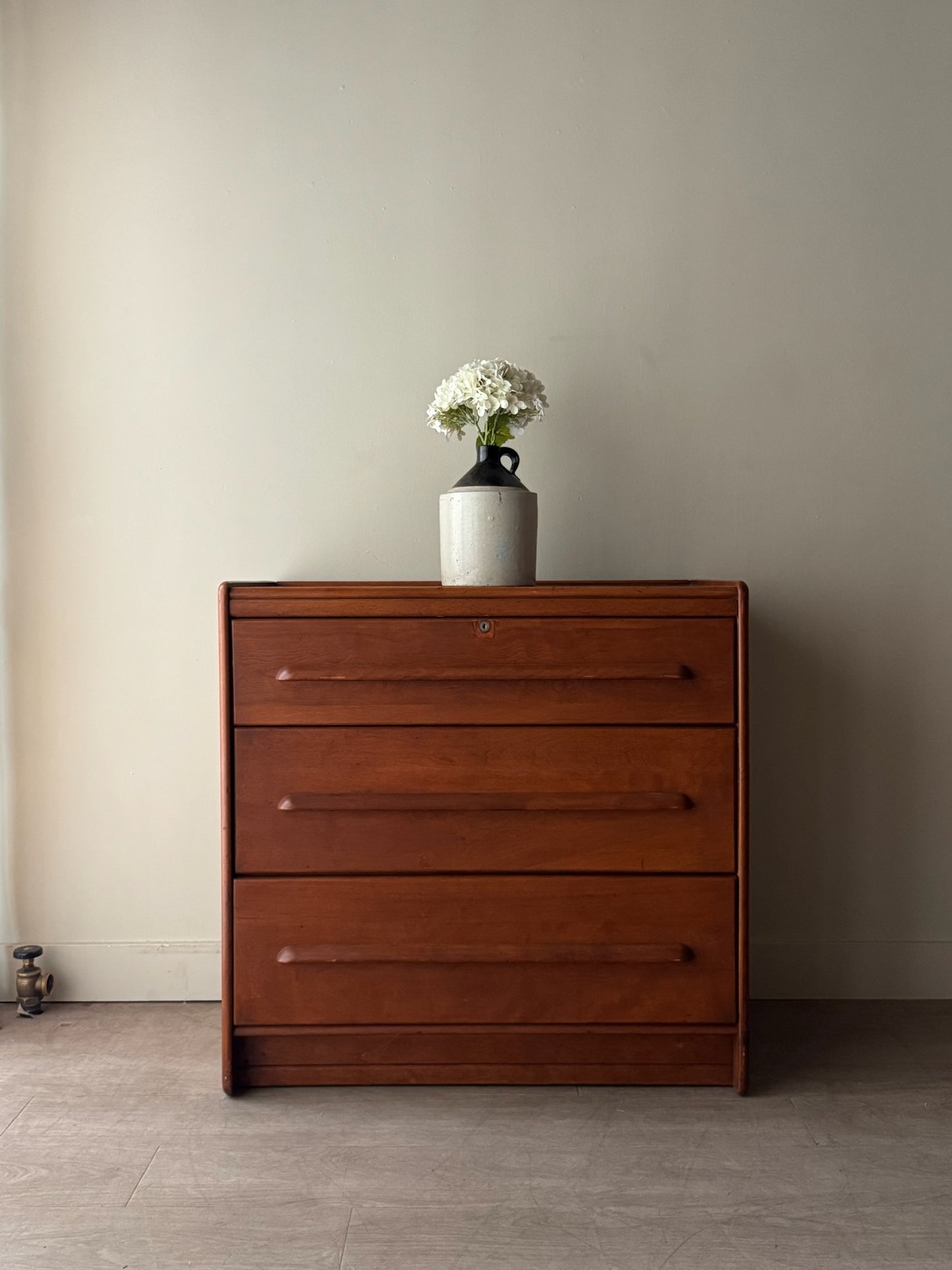 French & Heald maple 3 drawer dresser