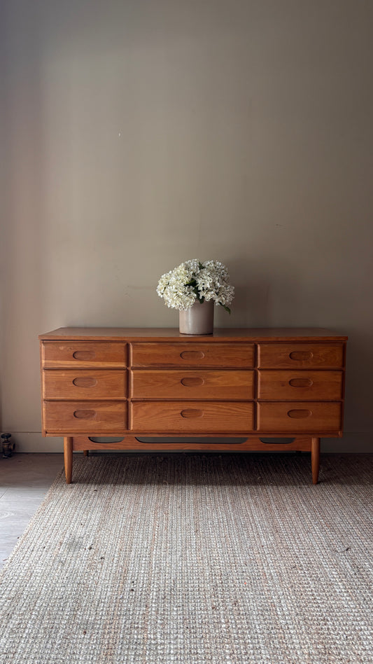 Maple 9 drawer dresser