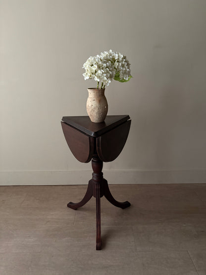 Mahogany handkerchief parlor table