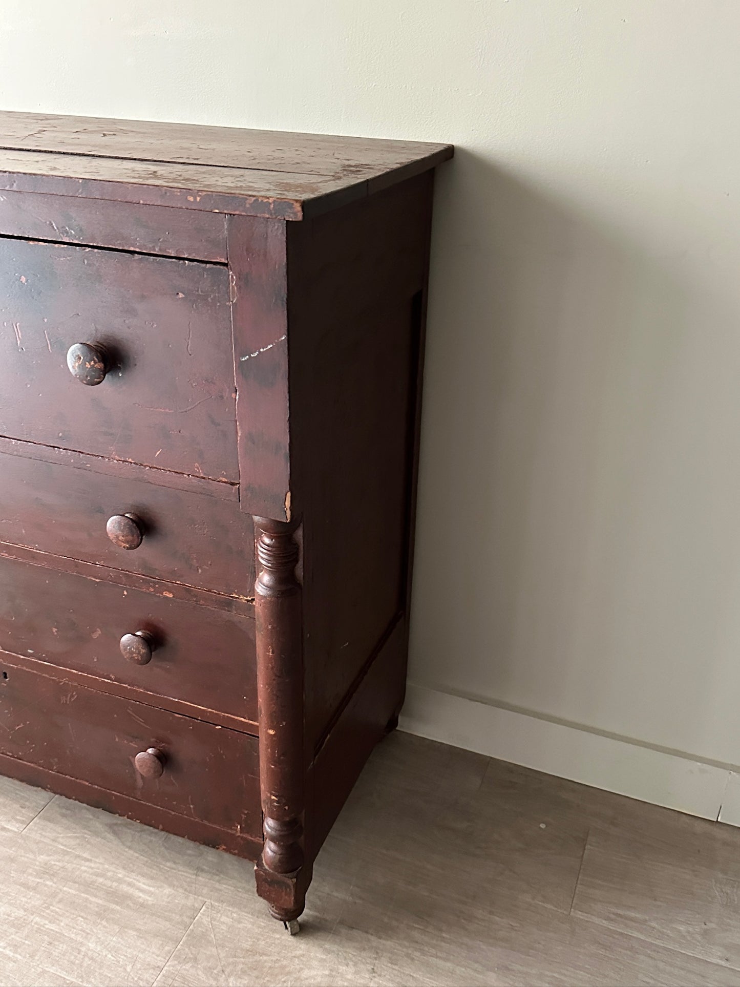 Pine empire dresser