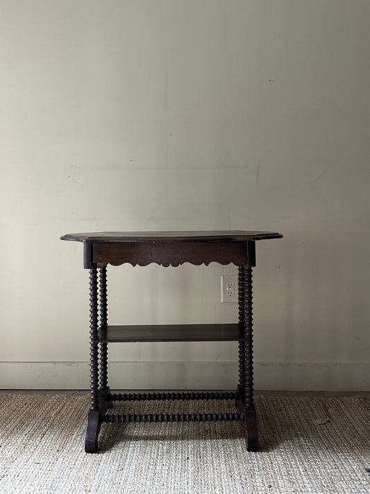 Spool leg side table