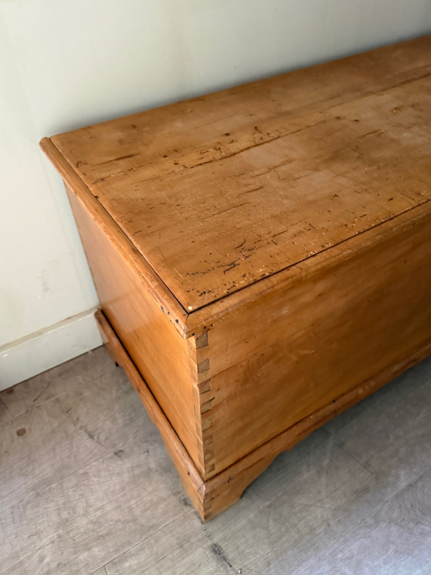 Pennsylvania Federal figured maple chest