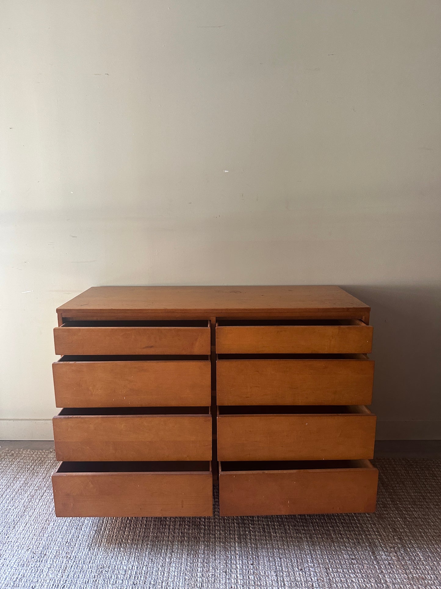 Maple dresser