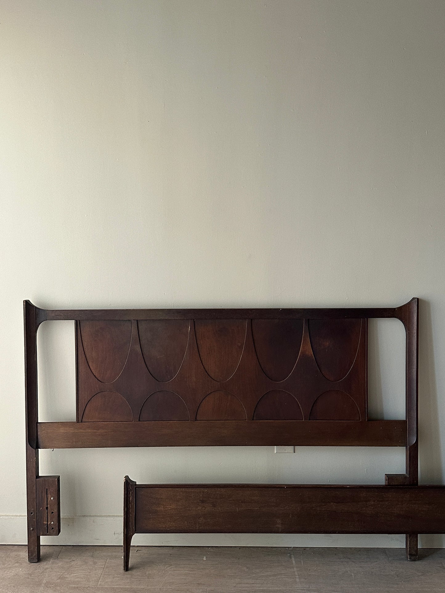 Kent Coffey headboard and footboard. Full.