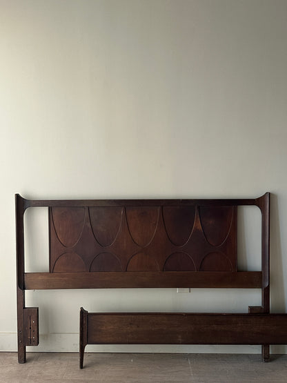 Kent Coffey headboard and footboard. Full.