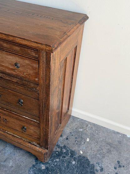 Eastlake oak 3 drawer dresser