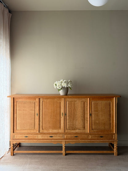Stilmobler Danish oak sideboard