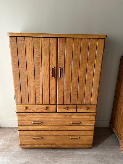 Broyhill oak linen press