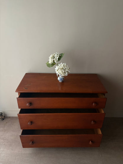 Maple 3 drawer dresser