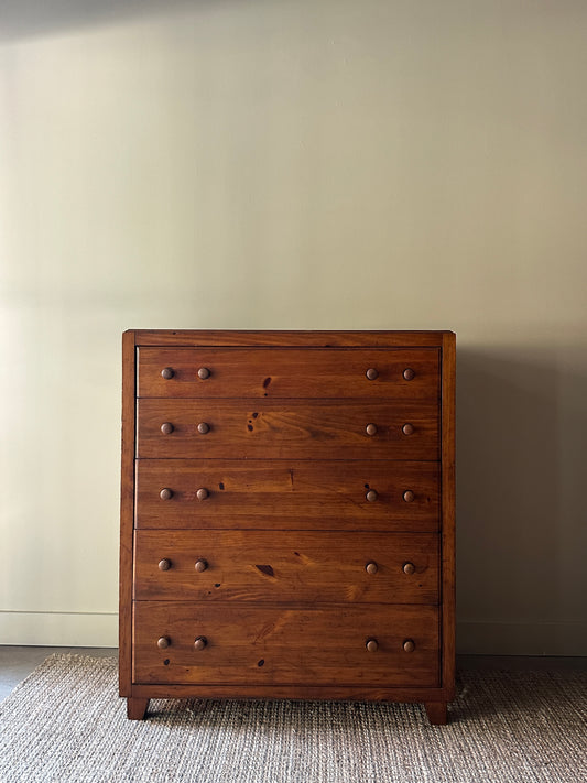 Pine dresser