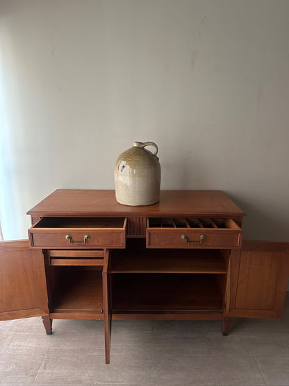Kindel directoire style cherry server