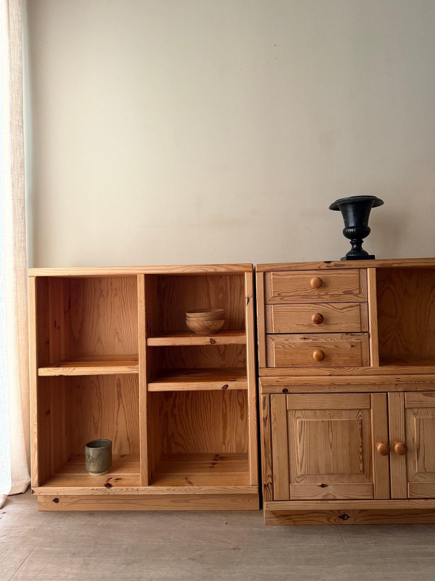 5 piece Scandinavian pine modular shelving unit