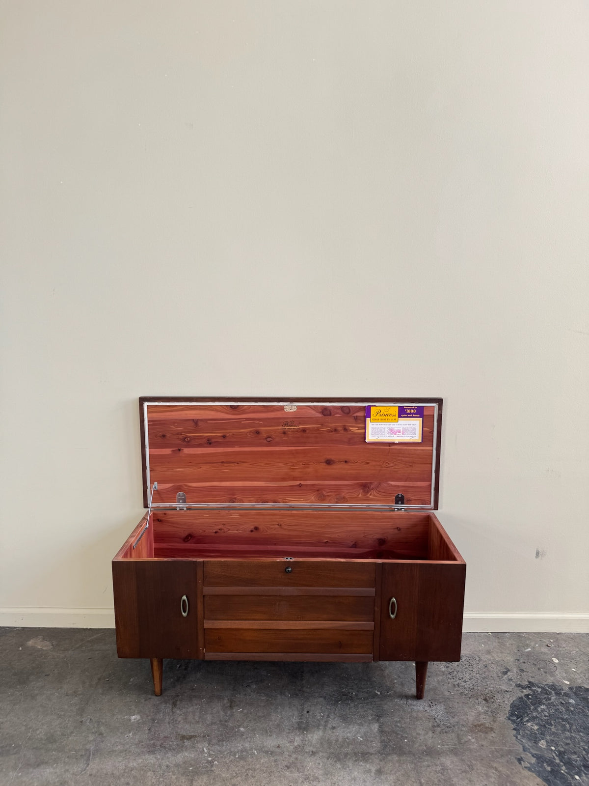 Lane walnut cedar-lined chest