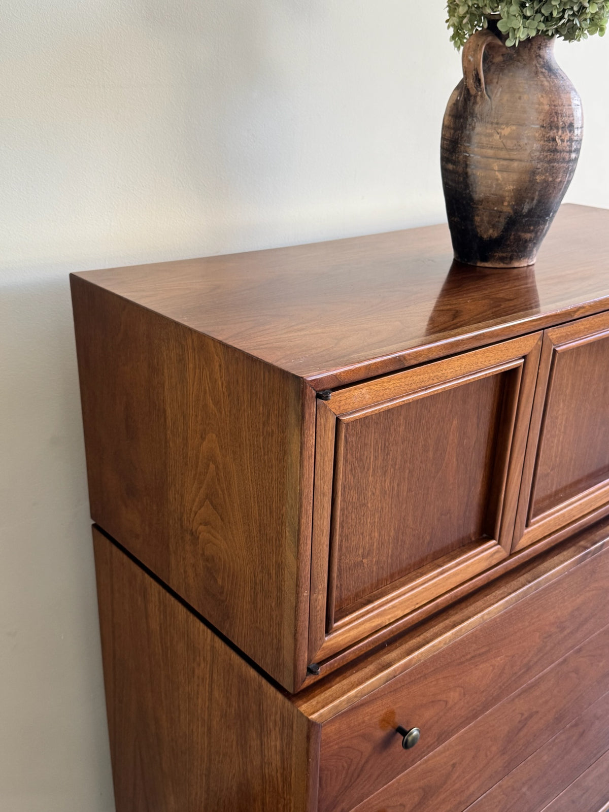 Red Lion walnut gentleman’s dresser