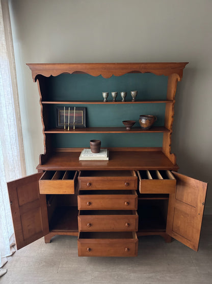 Maple stepback hutch