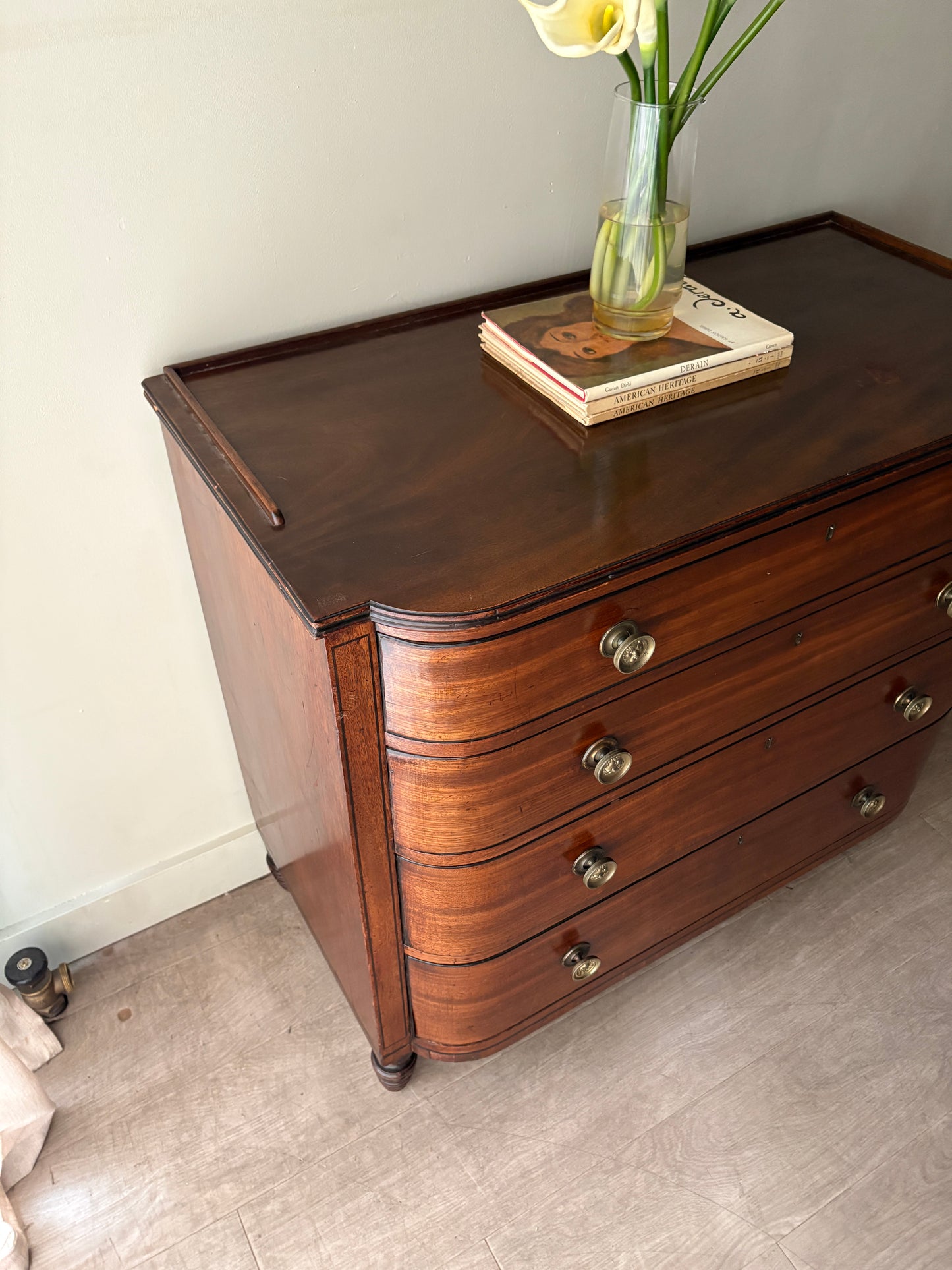 Inlaid mahogany dresser