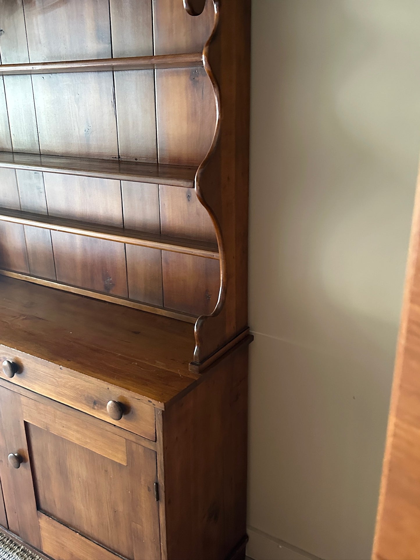 Pine Stepback Hutch
