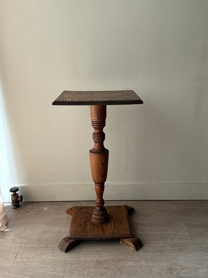 Oak pedestal