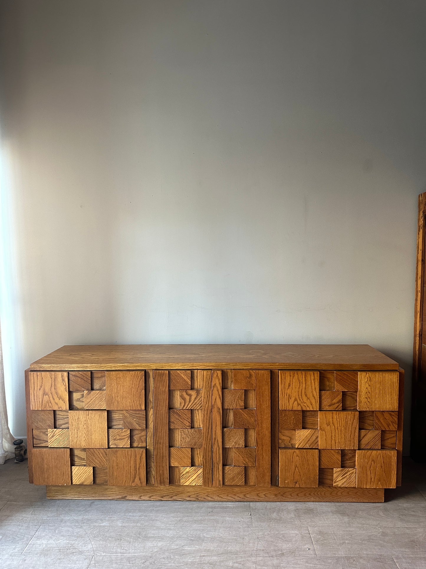 Lane oak credenza