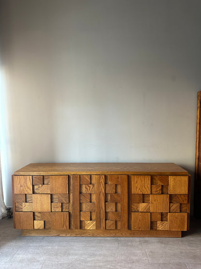 Lane oak credenza
