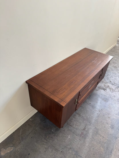 Lane walnut cedar-lined chest