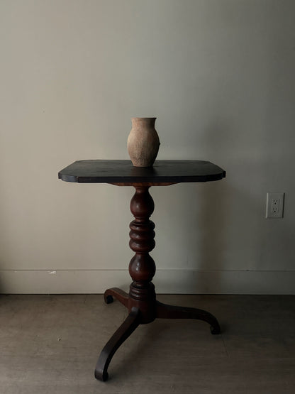 Federal pine tilt top side table