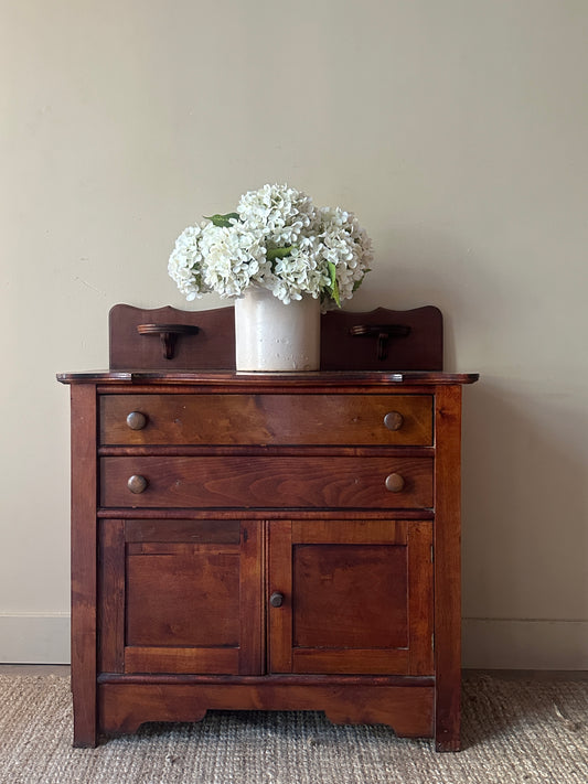 Pine small washstand