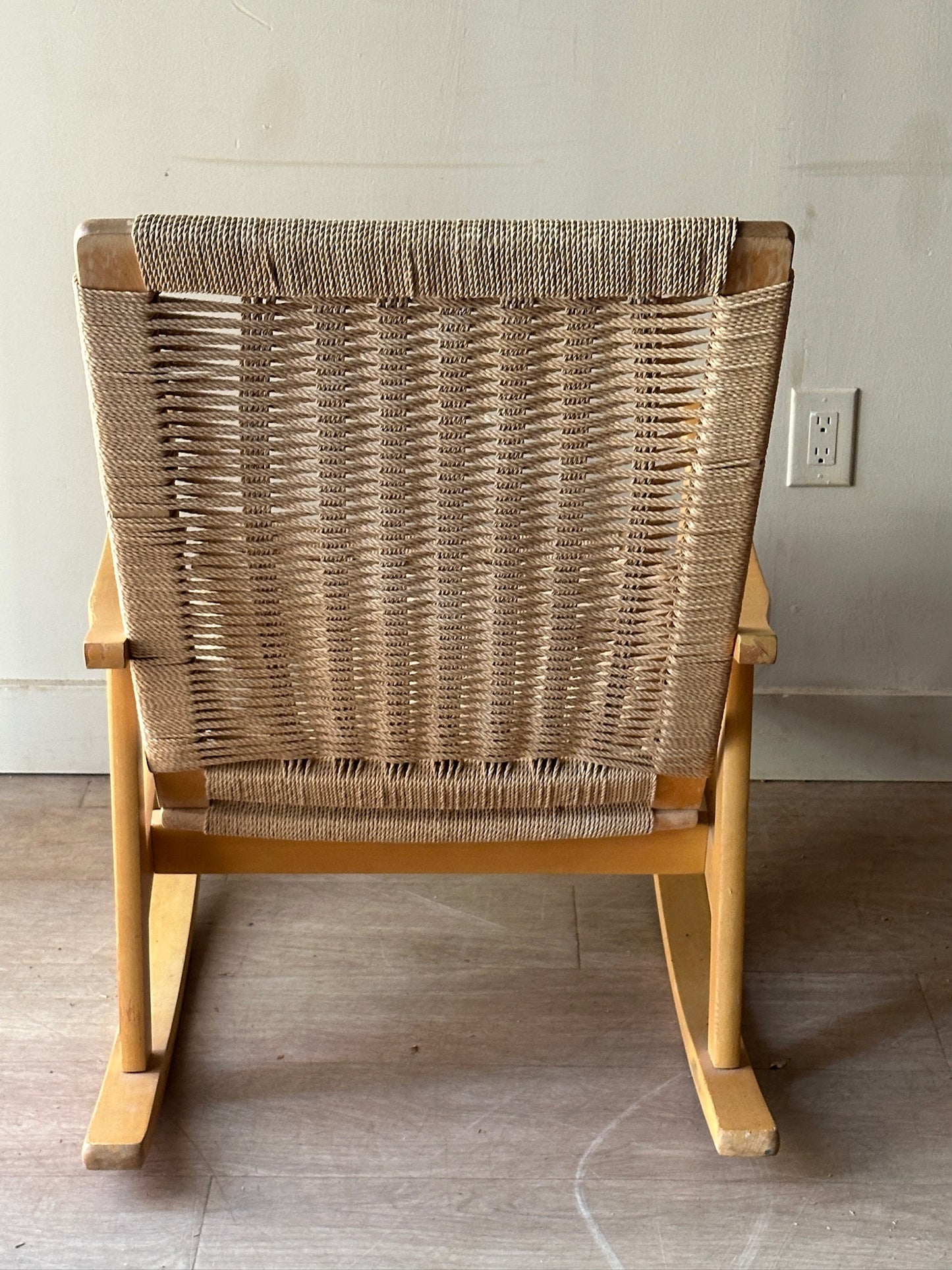Twisted cord rocking chair