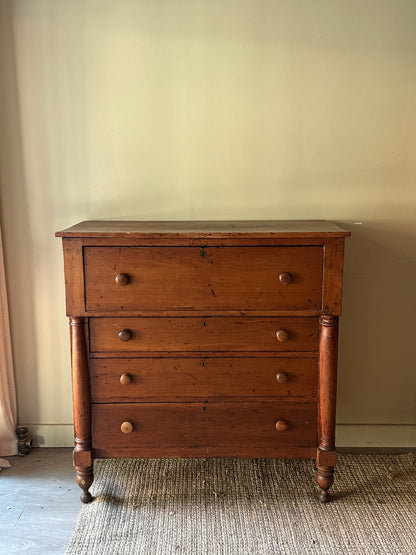 Pine dresser
