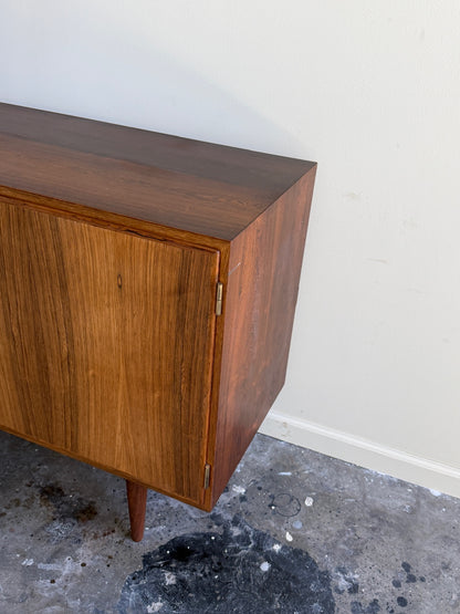 Poul Hundevad Danish rosewood cabinet (missing lock)