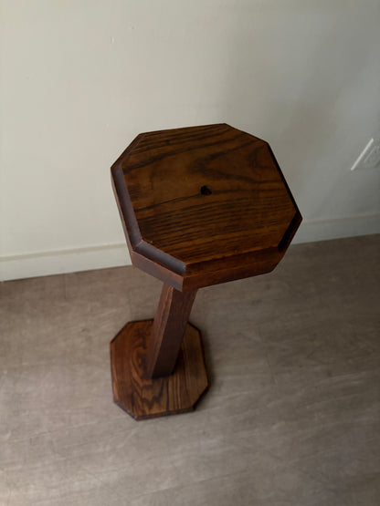 Golden oak stand