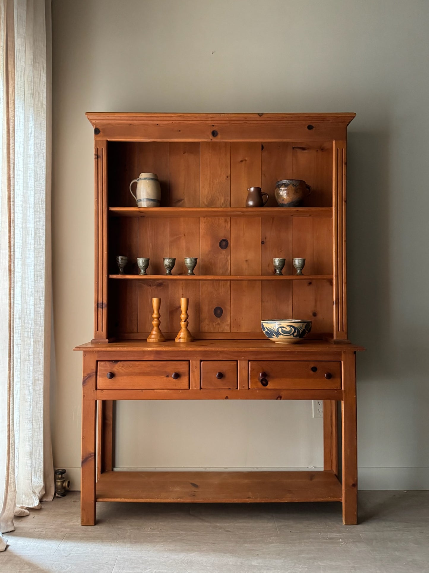 Amish pine two piece Welsh cupboard