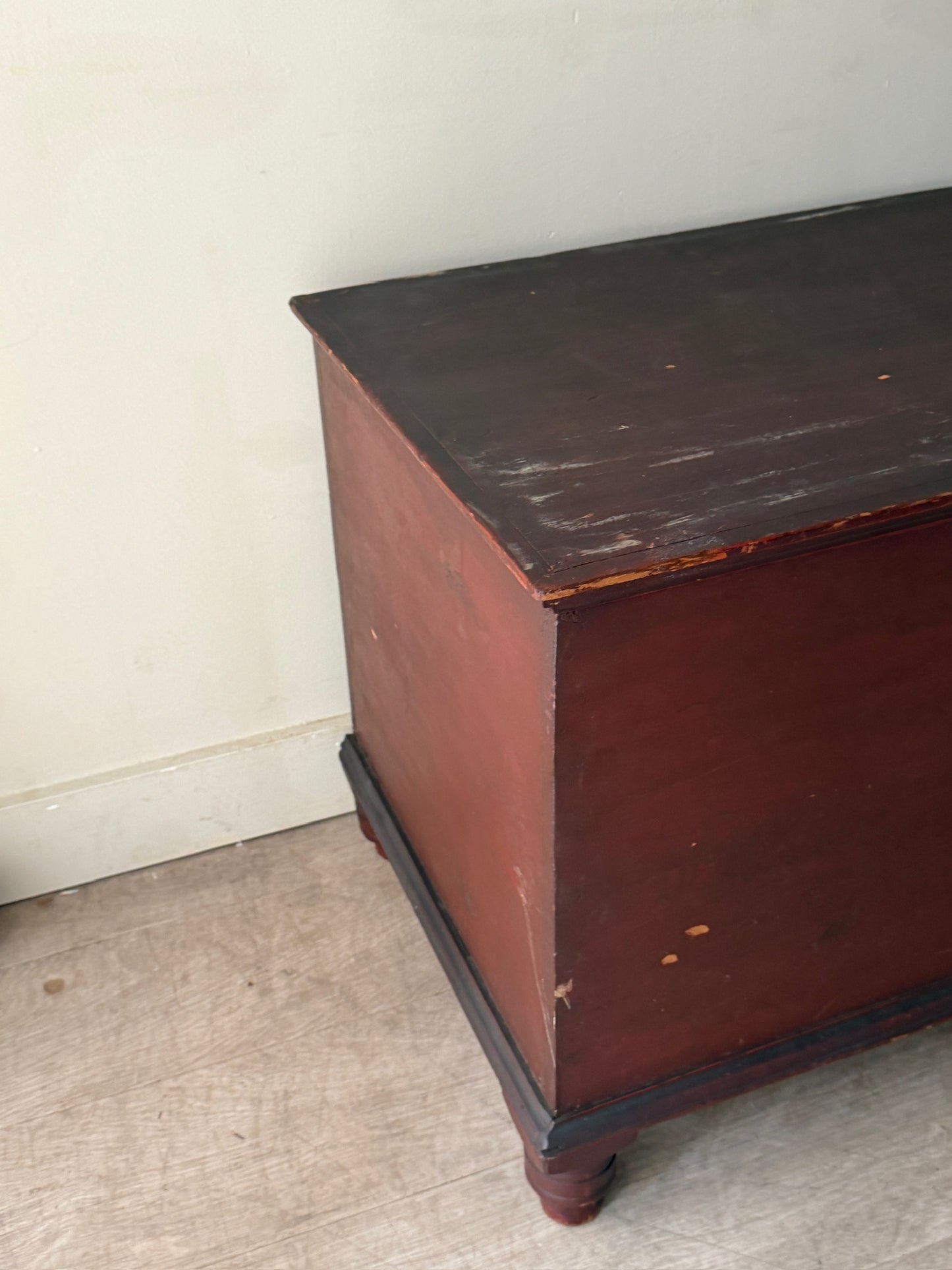 Pennsylvania Sheraton red painted chest