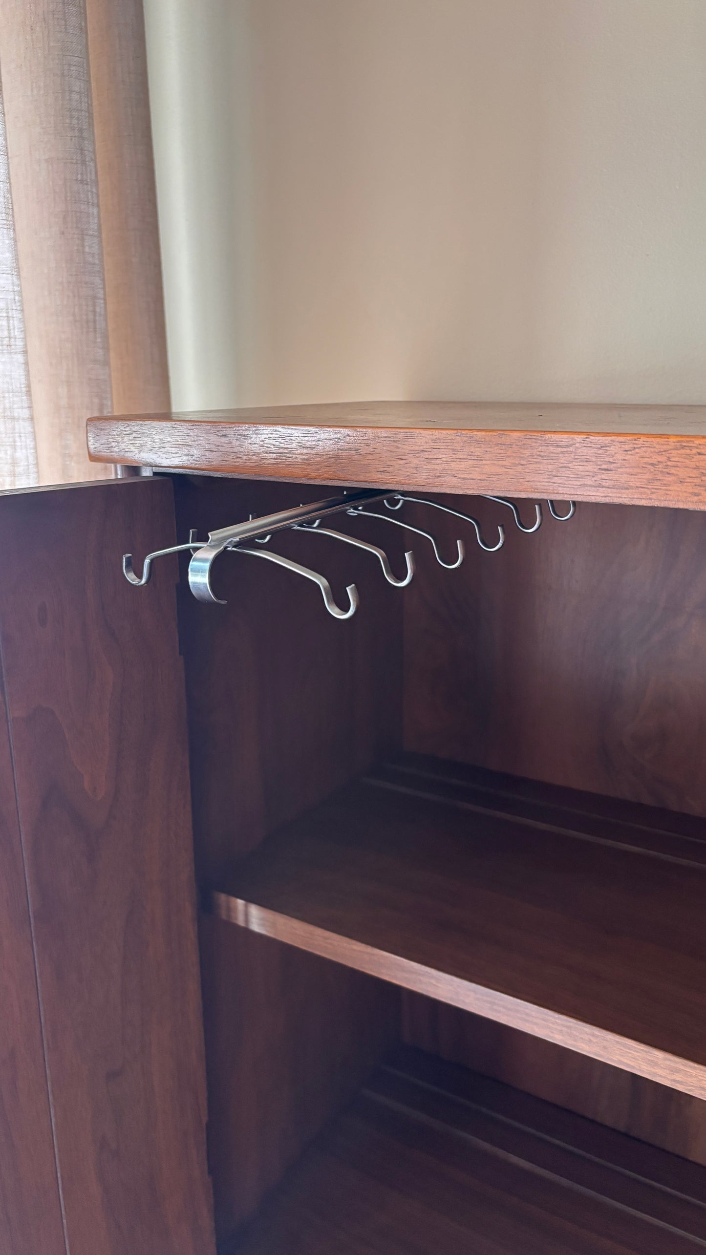 Walnut One Piece Hutch