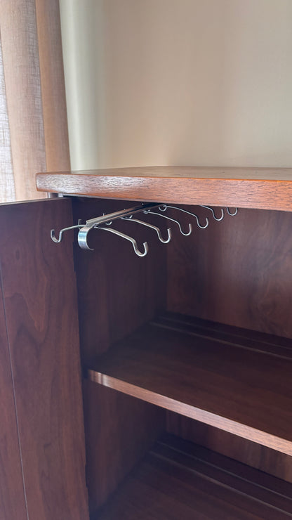Walnut One Piece Hutch