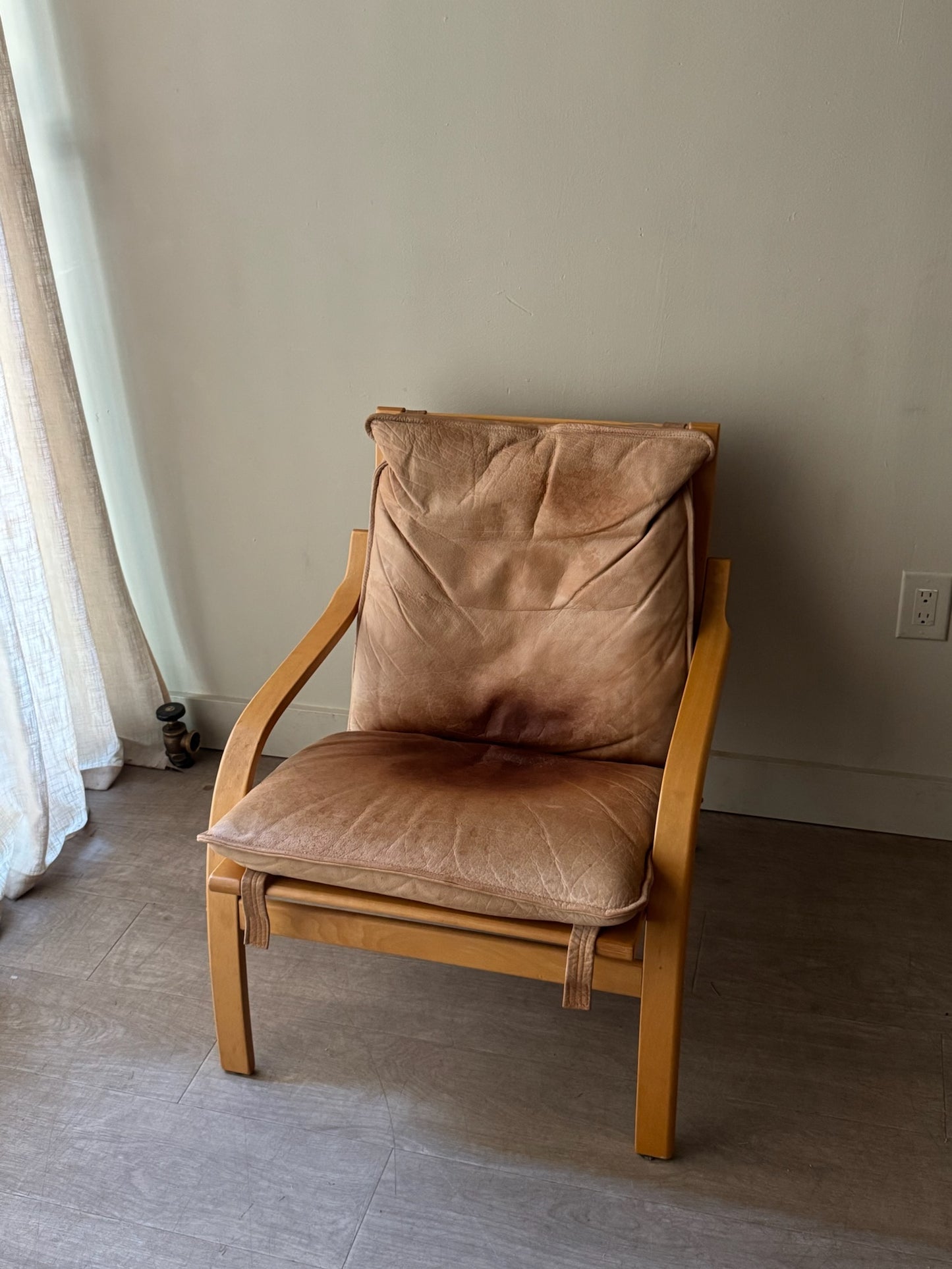 Stouby Danish leather bentwood lounge chair