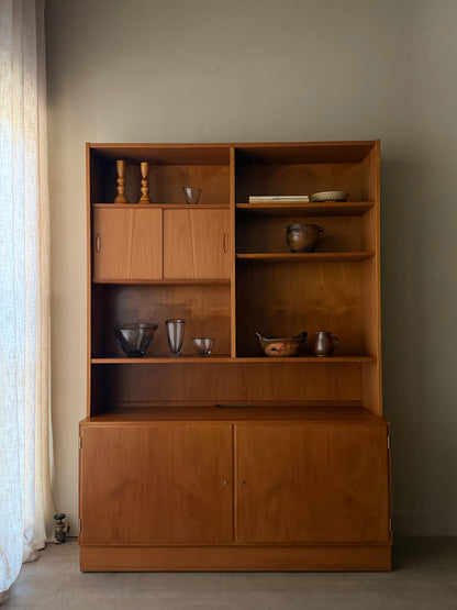 Poul Hundevad Danish teak two piece hutch