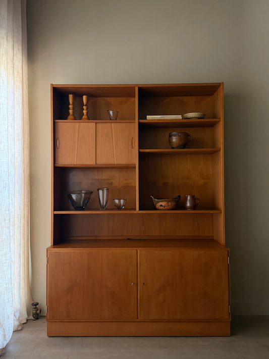 Poul Hundevad Danish teak two piece hutch